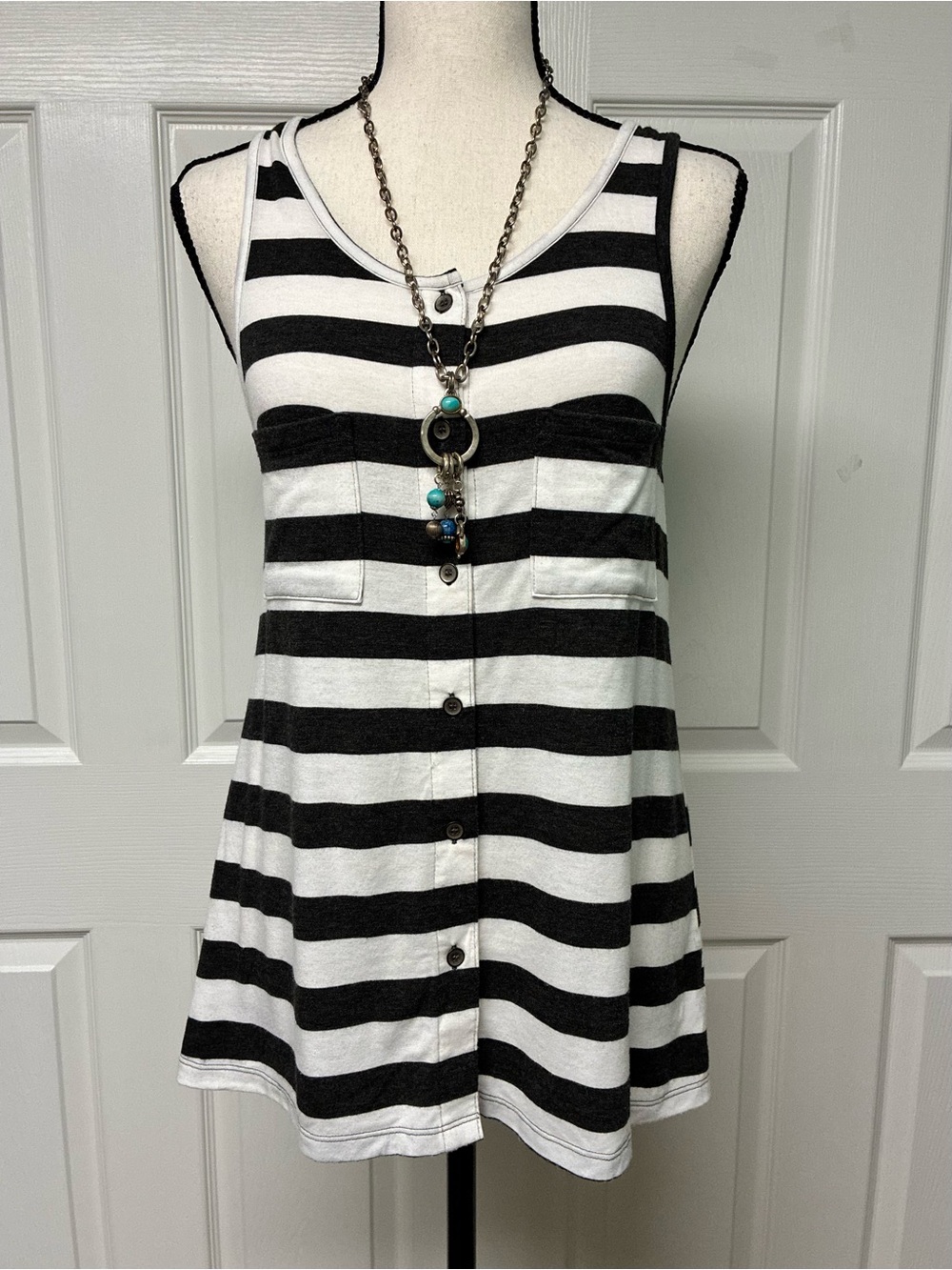 NWOT Poof Excellence swing style 2 pocket striped tank Blk Heather/White, MED
